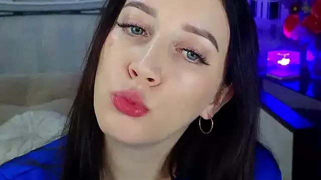 Avatar of MonicaSweetx