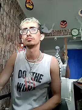 Freechat moorejhosua on StripChat