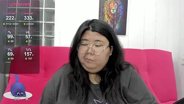 StripChat Nadine_asian  is Freechat  Nadine_asian — Go doggy make that ass red