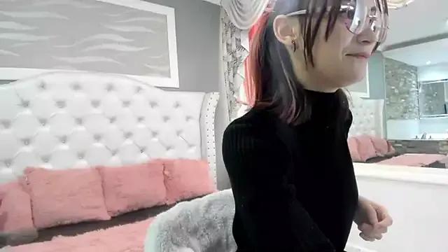 Freechat naomi_cooper__ on StripChat