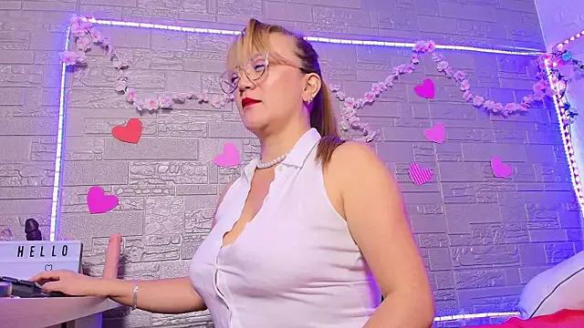 Avatar of naomi_diamond_