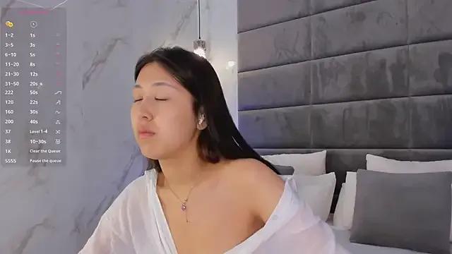Nelly_Kimm on StripChat 
