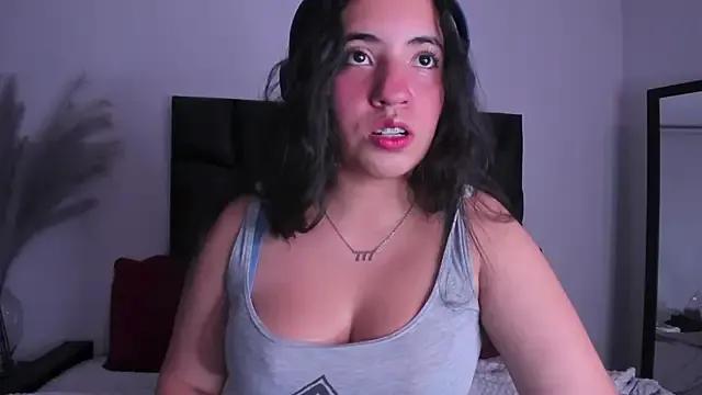 Freechat Nicol_Chang on StripChat