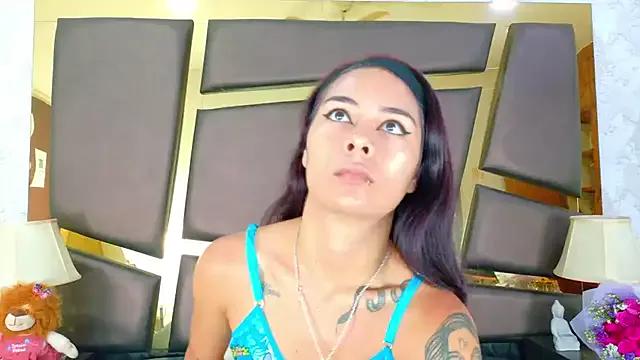 Freechat NicoleEsposito on StripChat