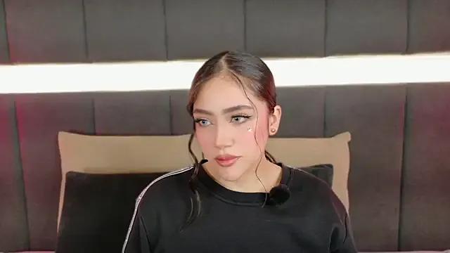 Avatar of nicolle_pierce