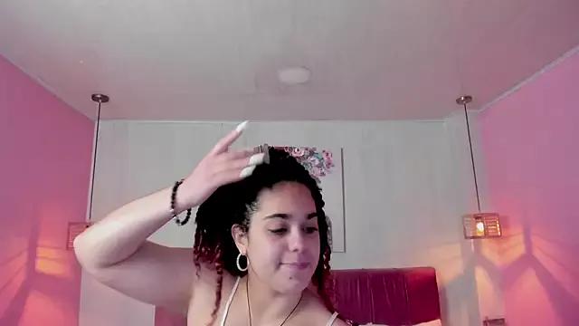 ninna_curly on StripChat 