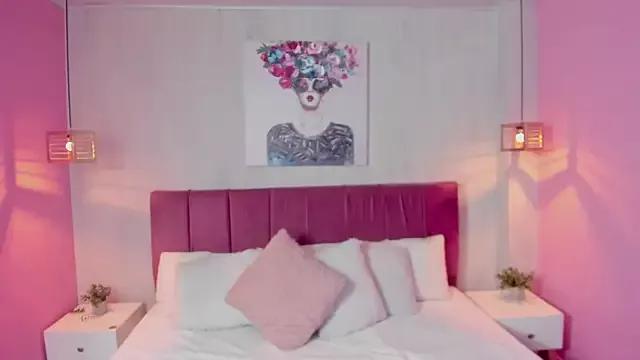 ninna_curly on StripChat 