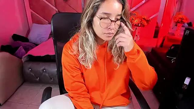Avatar of Olivia_Fox69