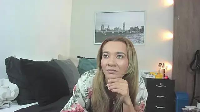 penelope_handaos on StripChat 