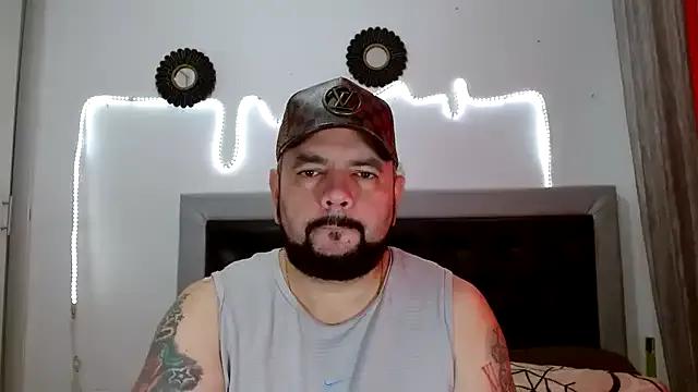 Freechat perverseveteranmanxxx on StripChat