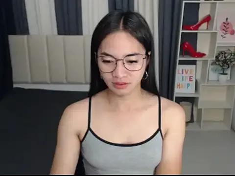 Freechat PetiteAsianMarian on StripChat