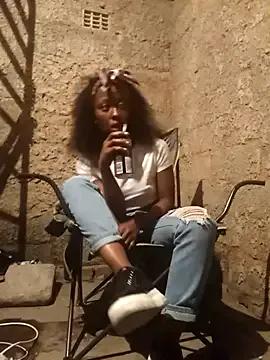 Avatar of PetiteSquirtQueen