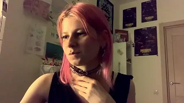 Avatar of PinkVampire