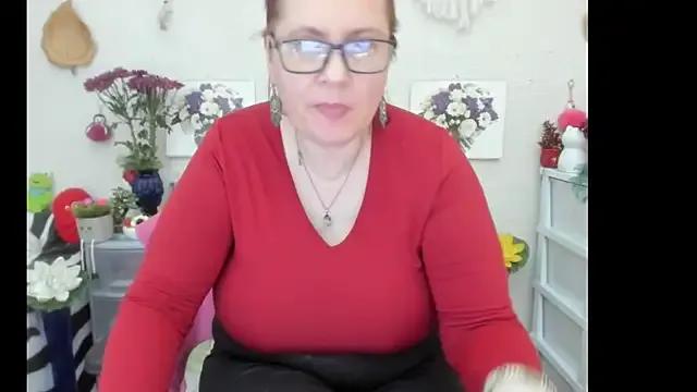 Freechat PlayfullMature on StripChat