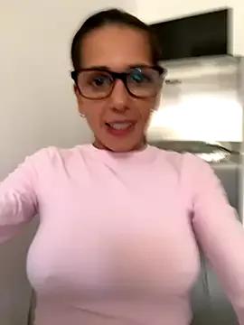 Freechat PlayfulShow on StripChat
