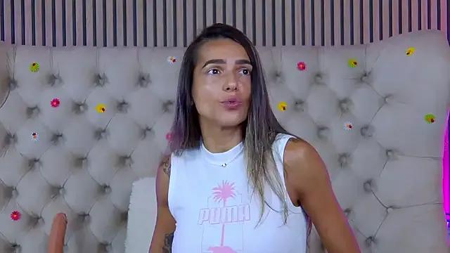 Freechat PlayfulShow on StripChat