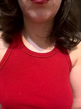 Avatar of PLAYMATE6373