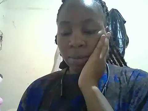 Queen_loveer on StripChat 