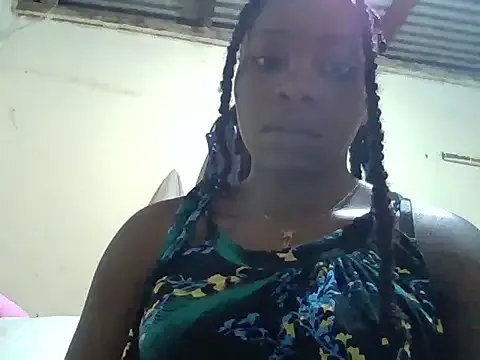 Queen_loveer on StripChat 