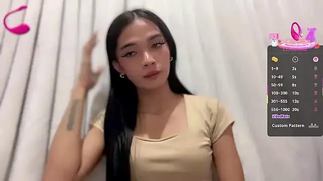 Avatar of queen_lucinda