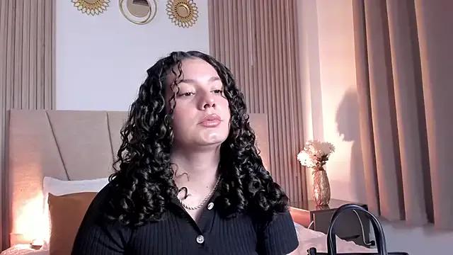 Freechat Rachell_Jamess on StripChat