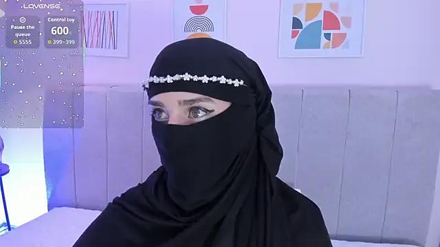 StripChat rawiya is Freechat rawiya — fingers in my pussy
