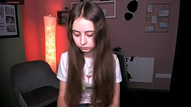 rebecca_smile on StripChat 