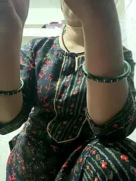 Red_Queen_11 — Aas oiling show