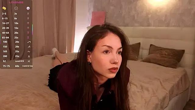 StripChat RenateRansone  is Freechat  RenateRansone — tease my bra