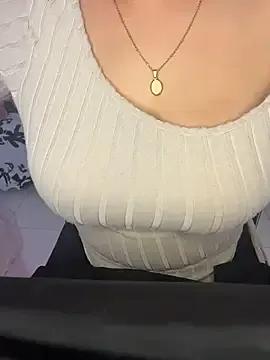 StripChat rhizanthella_  is Freechat  rhizanthella_ — Deep throat with tits