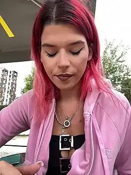 RiriRoseey — Get my clit sensitive