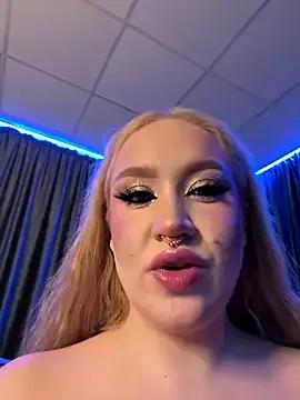 StripChat RollDolls is Freechat RollDolls — LICK AND SUCK BIG BOOBS