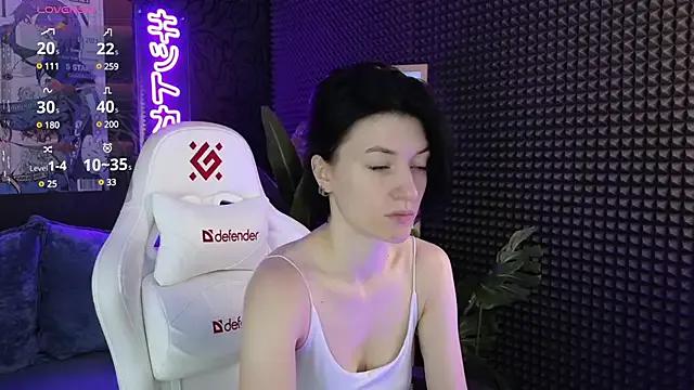 Avatar of roxy_riot_