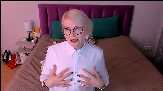 Avatar of sabrinamacmarren