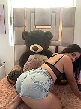 salomecute21 — masturbation on my tits