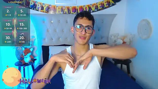 SalvadorFit — FULL NAKED 