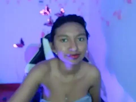 Samanta_777 on StripChat 