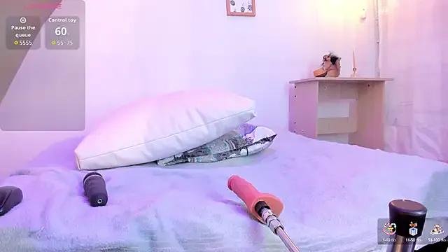 Samaraa_Smith on StripChat 