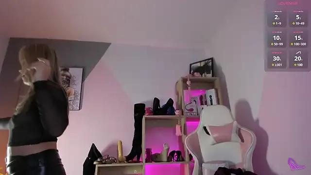 SammyLauren on StripChat 