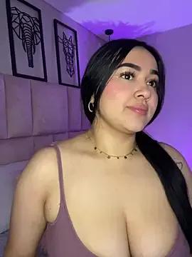 Freechat Sara__collins__ on StripChat