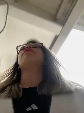 Freechat sara_calderon on StripChat