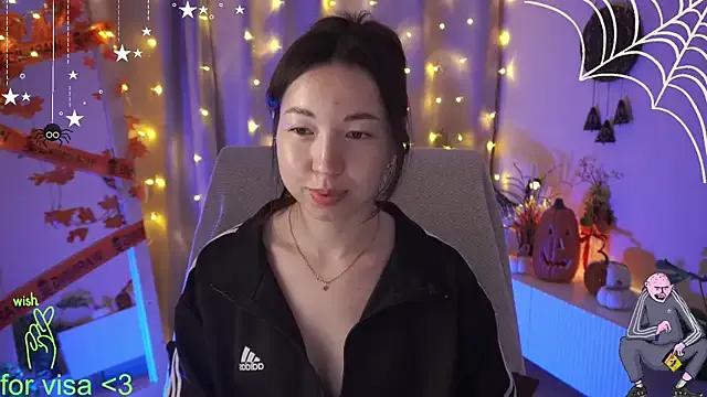 StripChat Sarah_Son  is Freechat  Sarah_Son — piggy bank <3