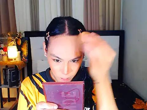 Freechat Savanna_White on StripChat