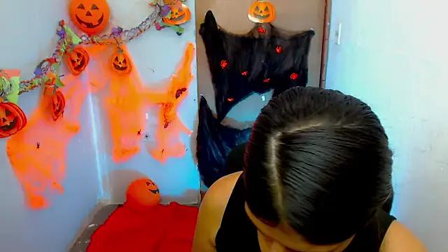 Scarlett_777_ — FIRST GOAL SHOW TITS!!!