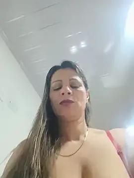 scarlett__m — Escupir tetas