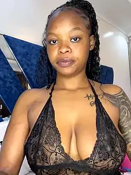 Freechat SexxyLunar on StripChat