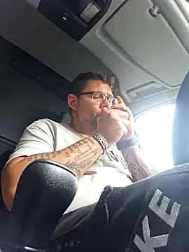 Freechat sexykevin17cm on StripChat