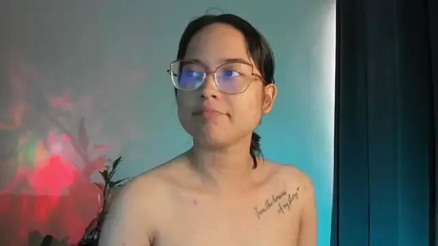 Freechat shantalc3rezo on StripChat