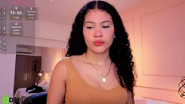 Freechat SHARONN____ on StripChat