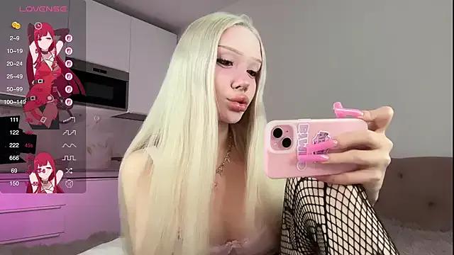 Avatar of siliconepornstar